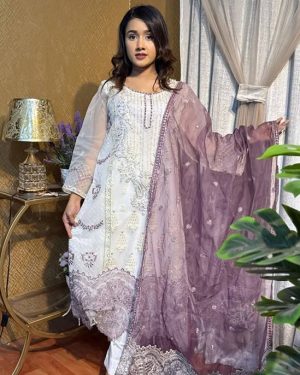 Unstitched Salwar Kameez (Sada Tesu)
